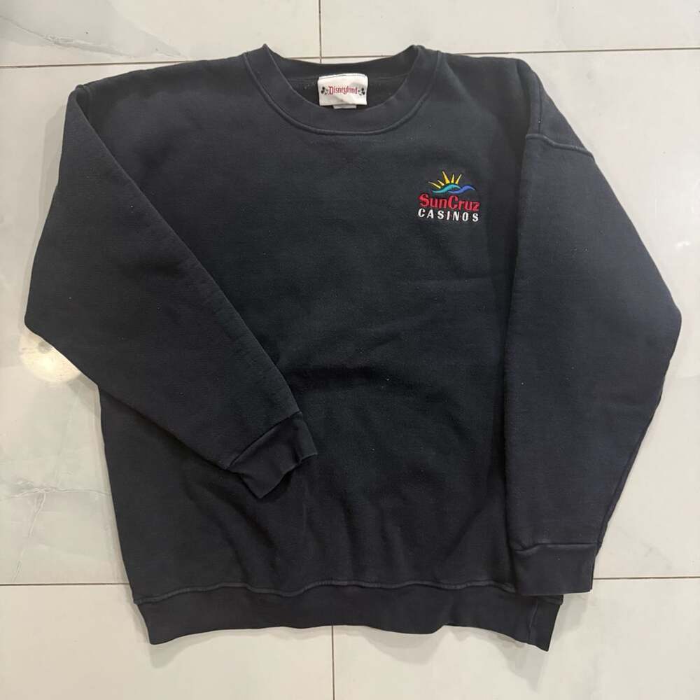 Vintage Disneyland SunCruz Casinos Embroidered Logo Black Crewneck Sweatshirt